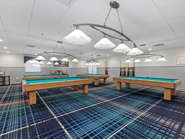 Building Photo - 5415 Verona Dr