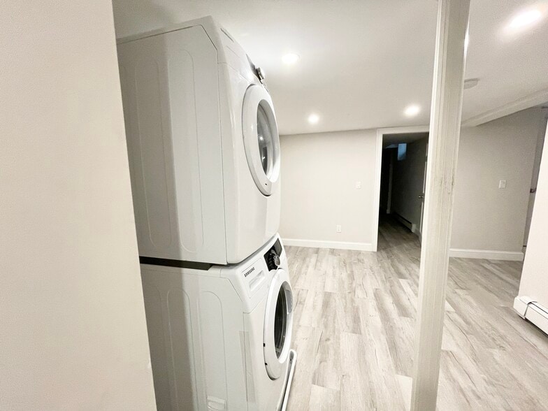 Building Photo - 130 P St