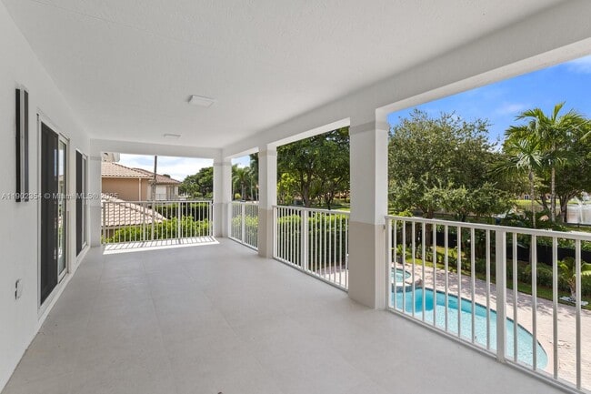 Building Photo - 6358 NW 113th Pl