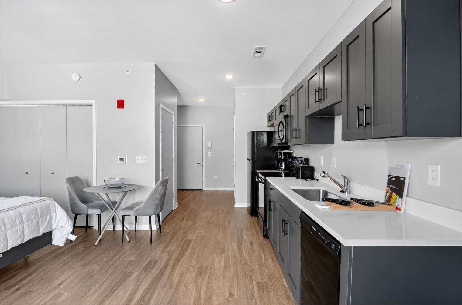 Building Photo - 229 S Grant St