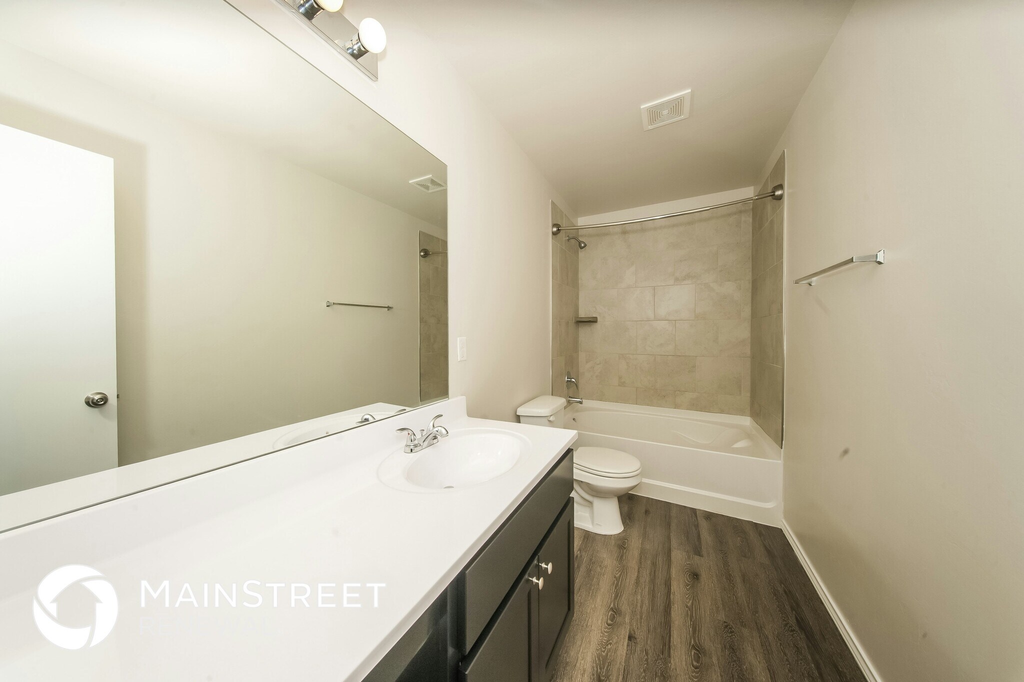 Building Photo - 5632 Dunlin Rd