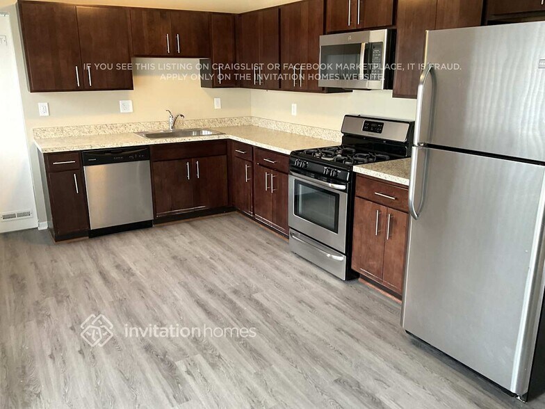 Building Photo - 135 Princeton St