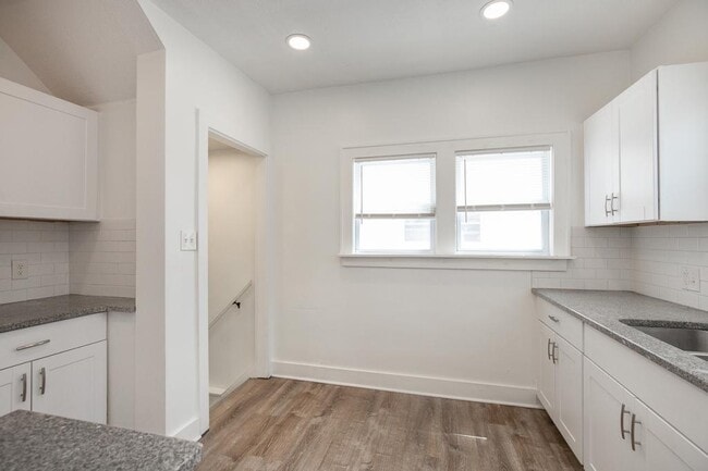 Building Photo - 1224 E 175th St