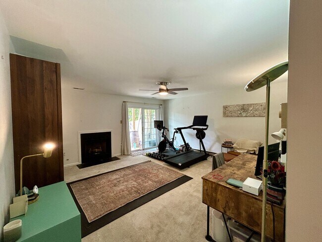 Building Photo - 3BR End Unit w/ Garage, Deck, Patio & 2 Fireplaces, Private fenced Backyard