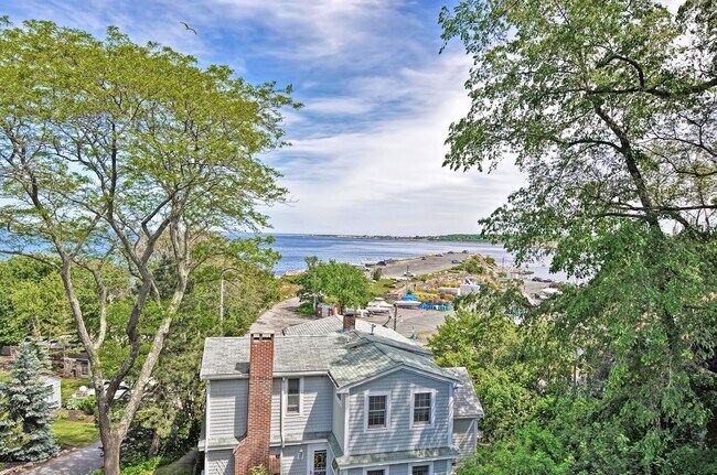 Building Photo - 93 Granite St