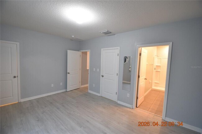 Building Photo - 8651 Falling Blue Pl