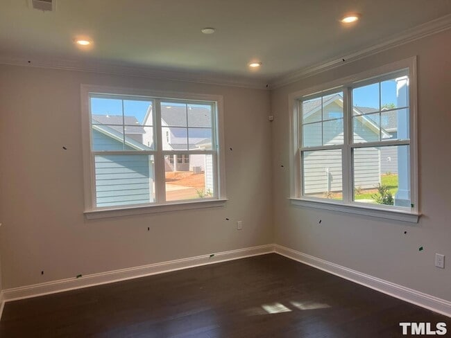 Building Photo - 365 Natsam Wds Wy