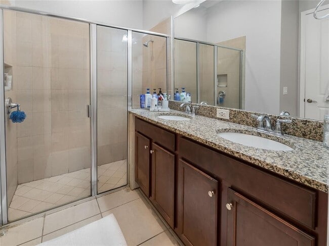 Building Photo - 193 Captiva Dr