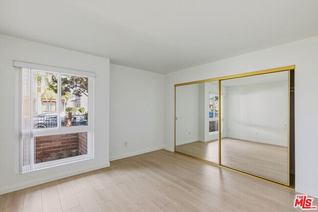 Building Photo - 2020 Graham Ave