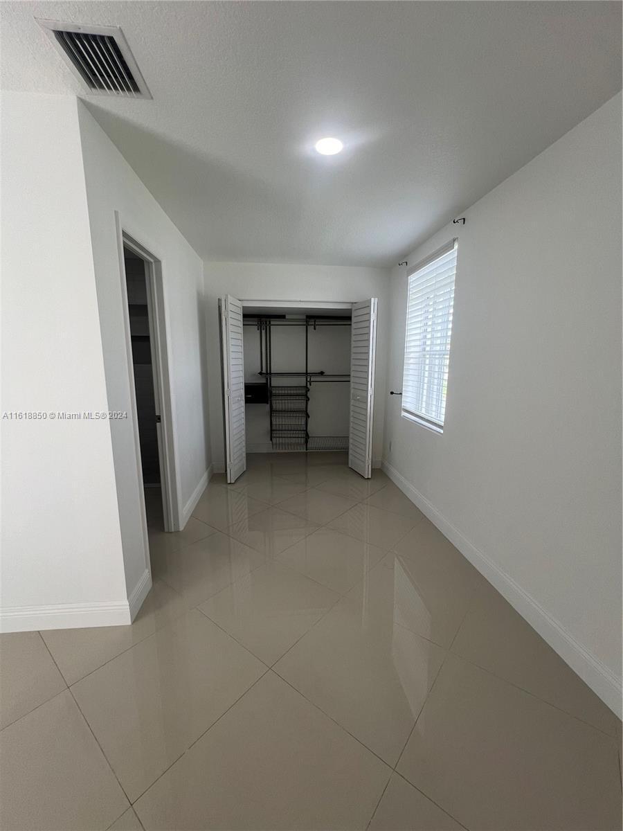 Building Photo - 14813 SW 171st Ter