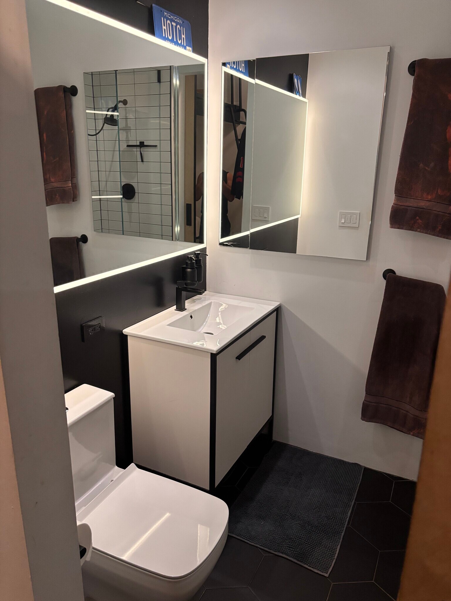 Sleek Master Bathroom - 3323 N Paulina St
