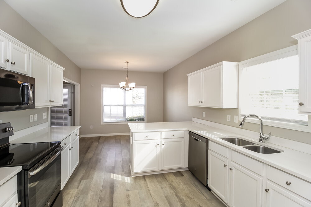 Building Photo - 312 Oakhaven Way