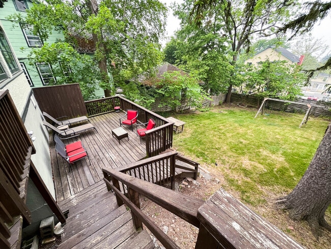 Building Photo - 110 Linden Ave