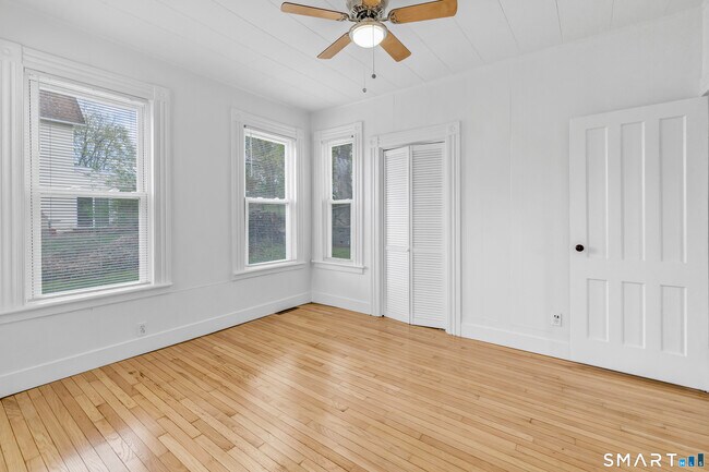 Building Photo - 10 Huntington Ave