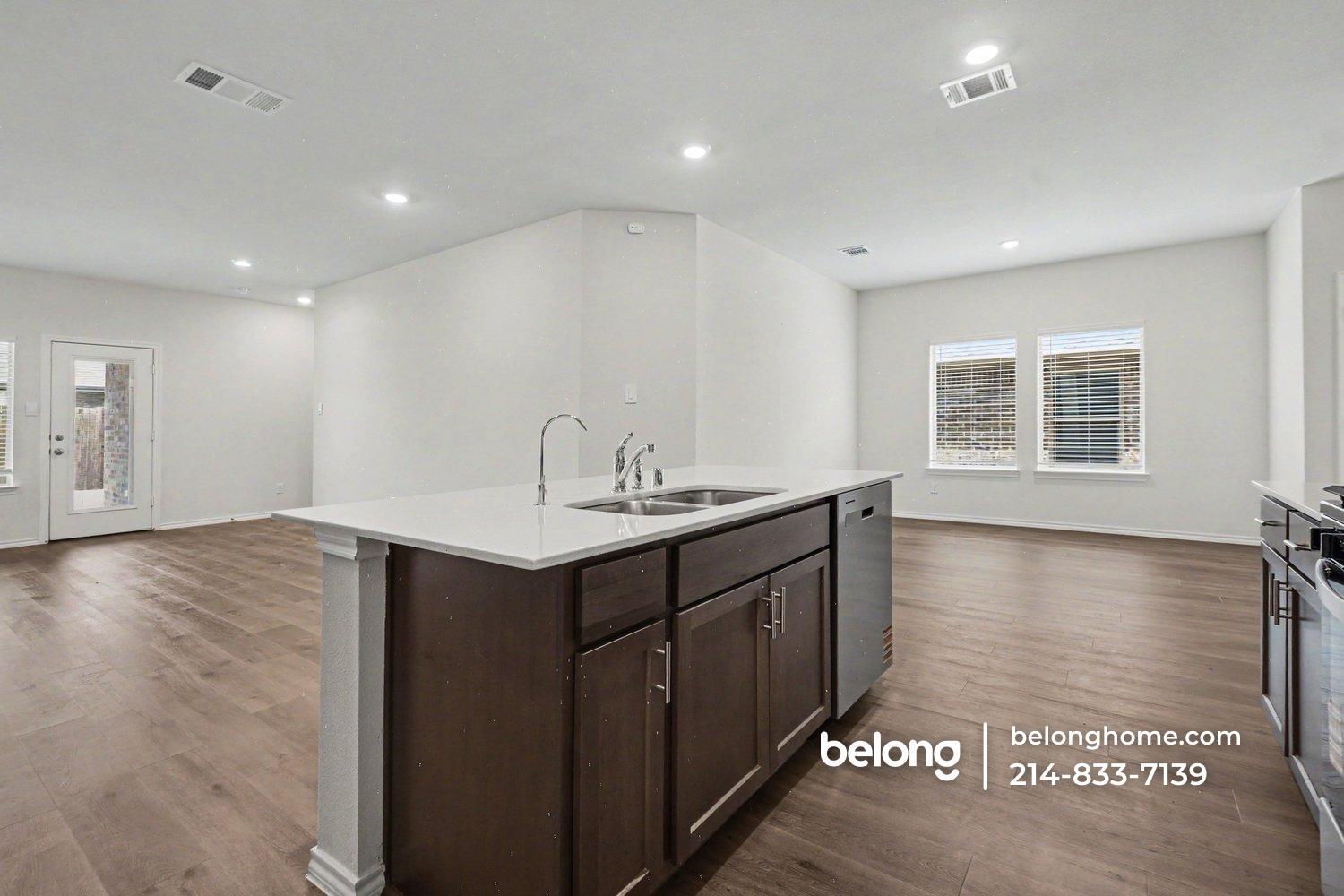 Building Photo - 1109 Sunflower Ln