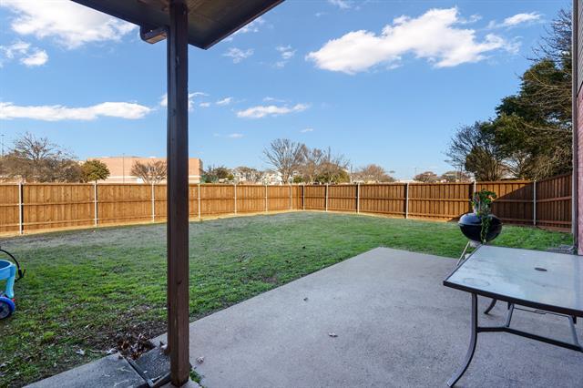 Building Photo - 2808 Pinnacle Dr
