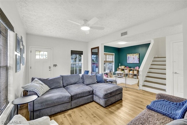 Building Photo - 534 Leawood Cir