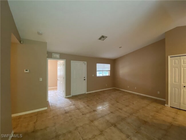 Building Photo - 568 Nimitz Blvd