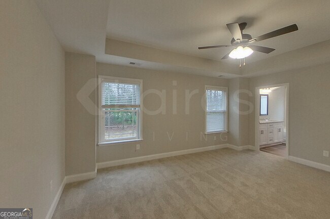 Building Photo - 166 Allentown Wy