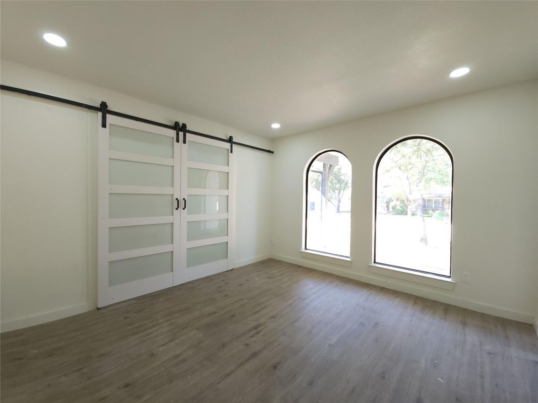 Building Photo - 1502 Hiawatha Way