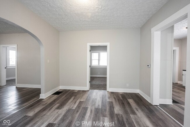 Building Photo - 729 N Bosart Ave