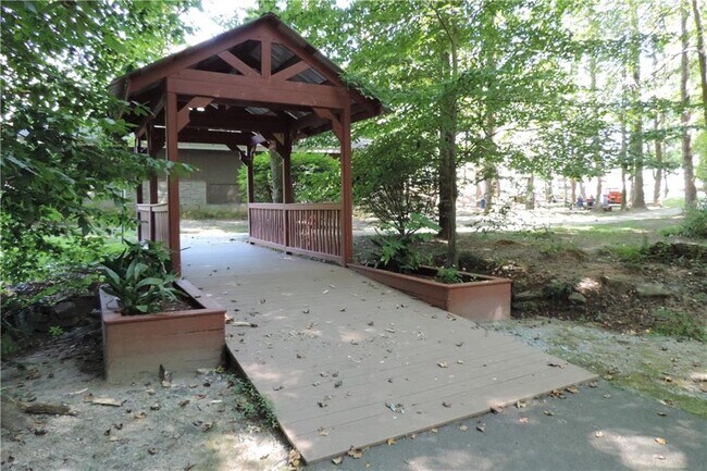 Building Photo - 3516 Hildon Cir