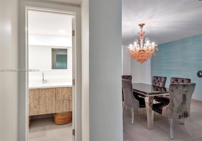 Building Photo - 4001 S Ocean Dr