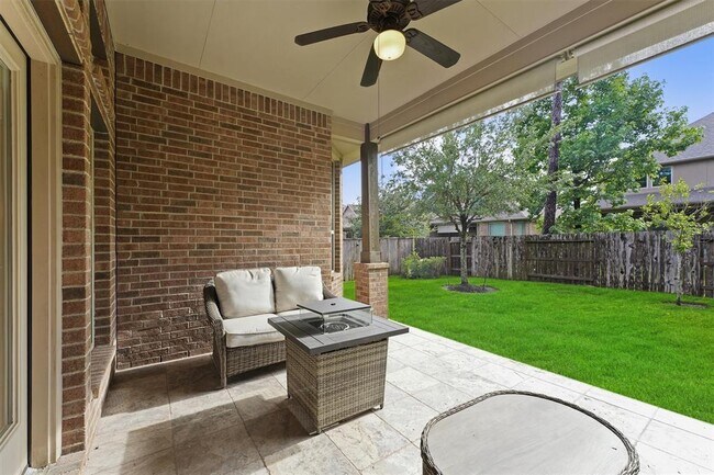 Building Photo - 6 Inland Prairie Dr