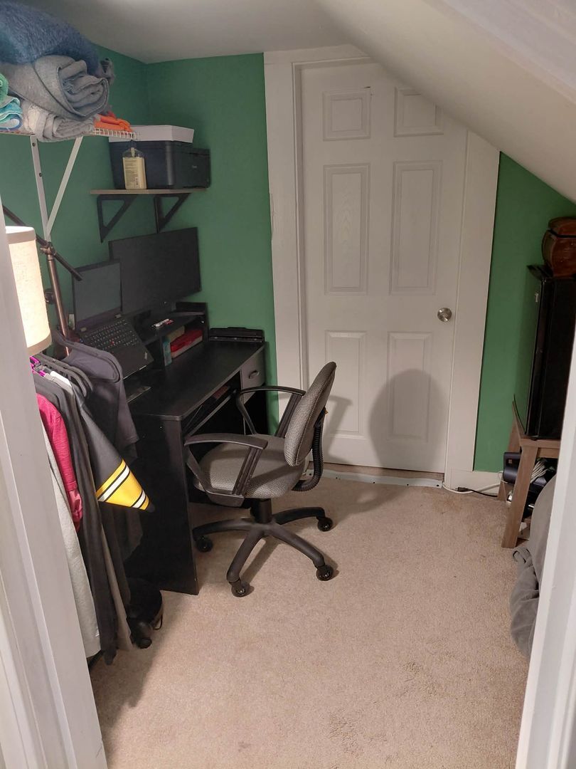 Building Photo - 82 Main St