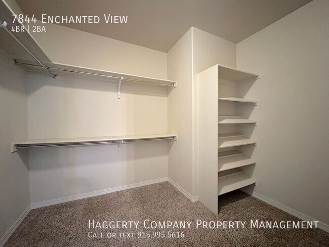 Building Photo - 7844 Enchanted View Dr