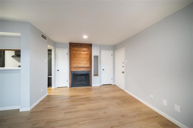 Building Photo - 9170 Forest Ln