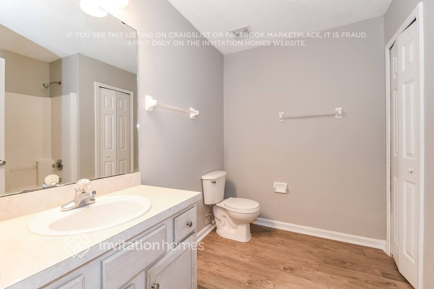 Building Photo - 1872 Pineta Cove Drive