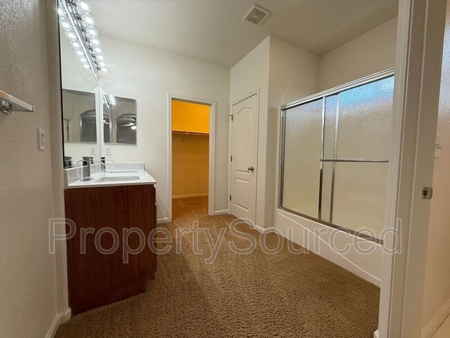 Building Photo - 17340 Ferndale St