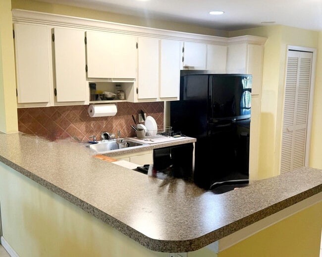 Building Photo - 804 Cypress Blvd