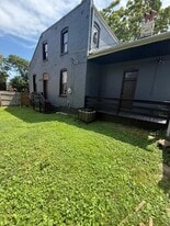 Building Photo - 2634 Arsenal St