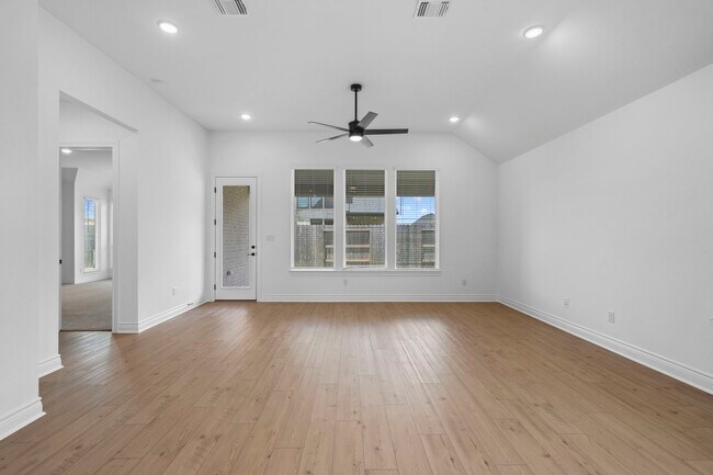 Building Photo - 25330 Balvaird Dr