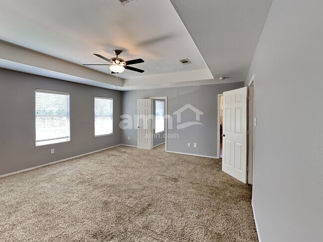 Building Photo - 2203 Shady Birch Dr