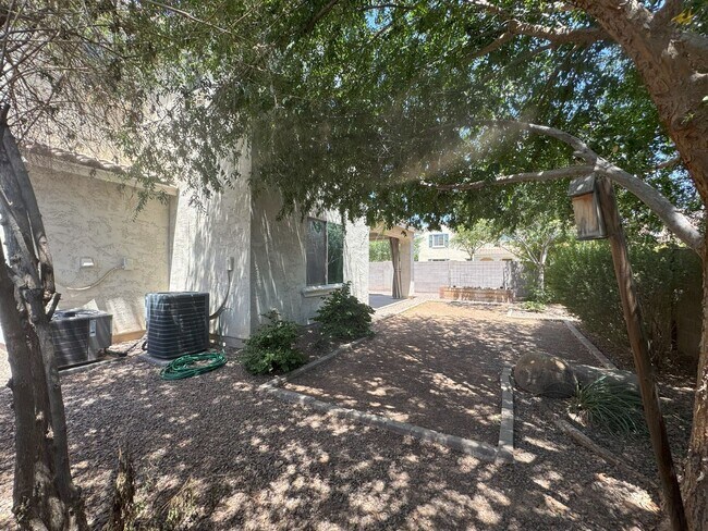 Building Photo - COMING SOON! LYONS GATE 5 BDRM + LOFT W CO...