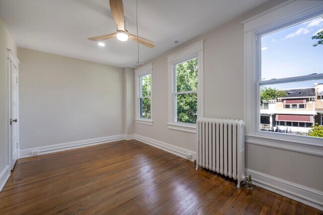 Building Photo - Available Now! Recently Renovated 4 Bedroo...