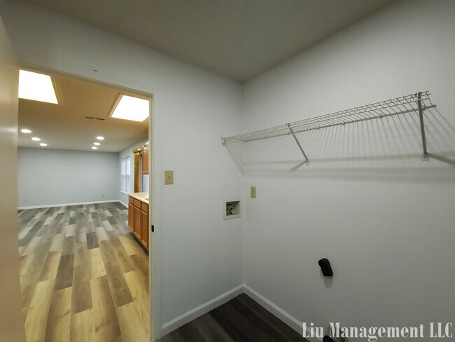 Building Photo - 4125 Goshawk Ct