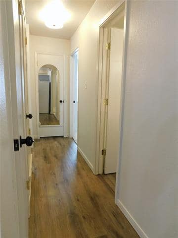 Building Photo - 705 Sun Valley Dr