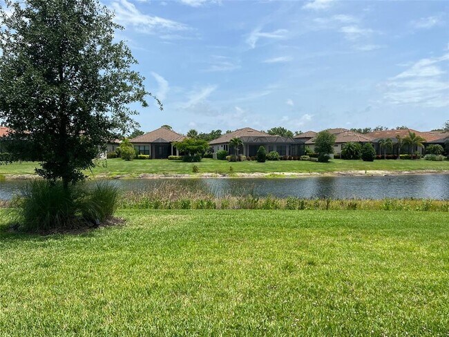 Building Photo - 5636 Cantucci St