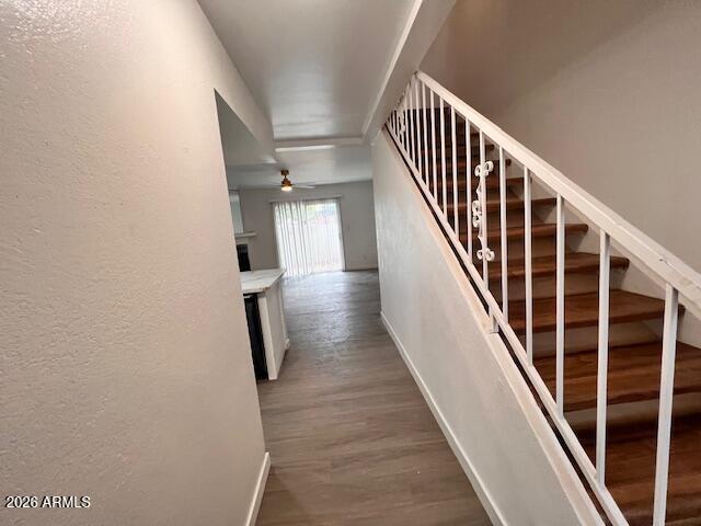 Building Photo - 2115 W Belmont Ave