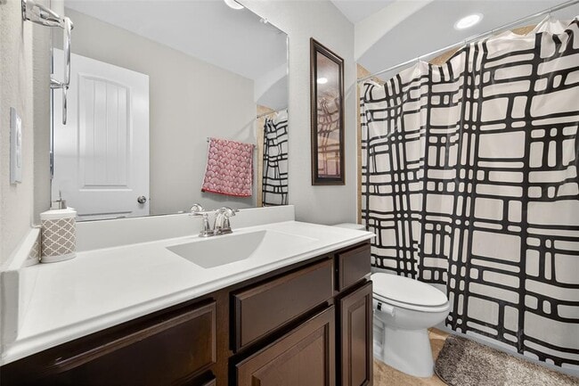 Building Photo - 13935 Manobrook Ct