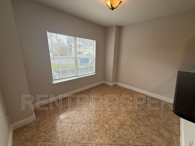 Building Photo - 3725 S Lake Orlando Pkwy