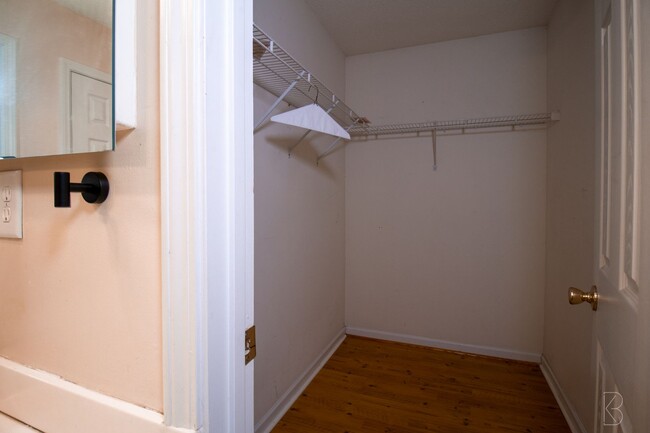 Building Photo - Townhome in 28273