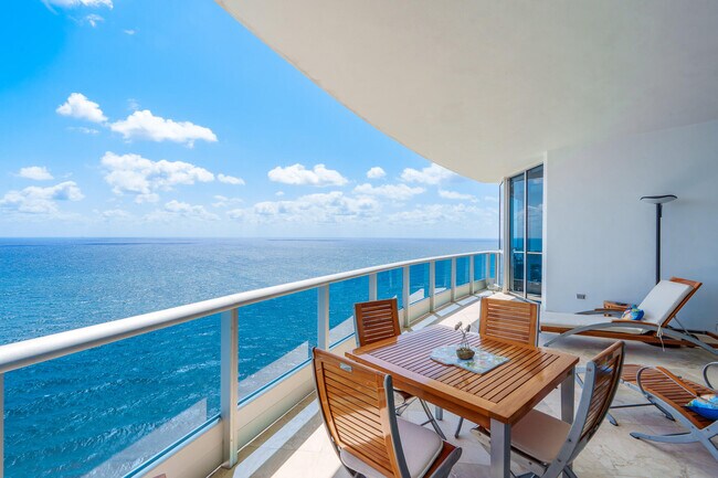 Building Photo - 1600 S Ocean Blvd