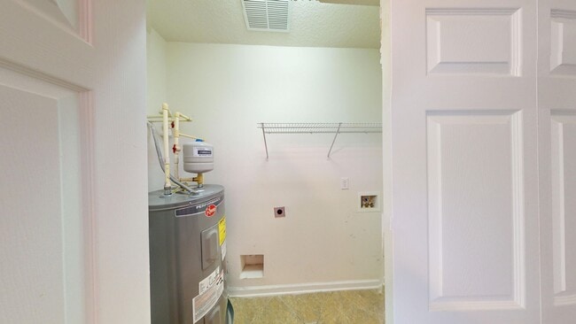 Building Photo - Spacious 2Bed/ 2Bath Condo With Office and 1-Car Garage - Bartram Park - Available NOW!