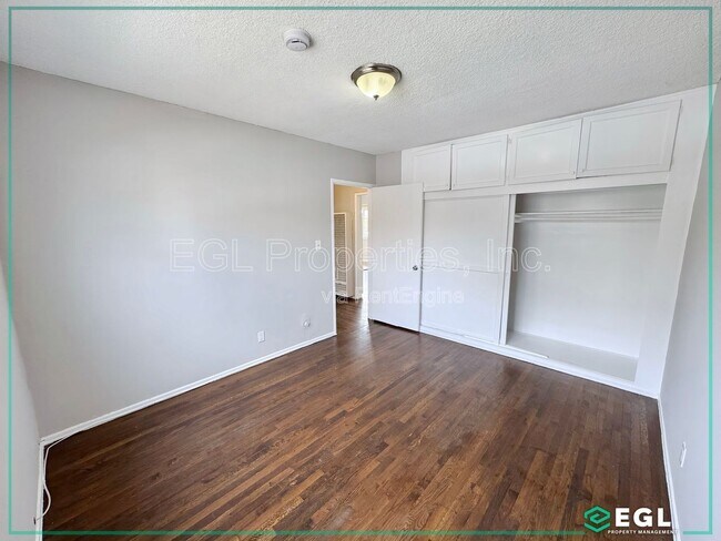 Building Photo - 11535 Sylvan St