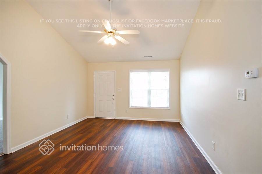 Building Photo - 1204 Moore's Creek Dr